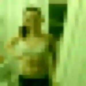 Adeline, 33 ans, cherche un rencontre coquine à Saint-Rémy