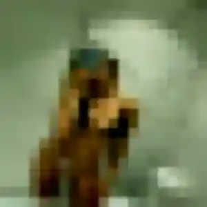 Leontine, 38 ans, connectée à Sanary-sur-Mer pour une rencontre coquine