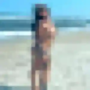 Lina (19 ans) à Santes propose une rencontre ce soir
