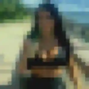 Vicky (22 ans) à Saulx-les-Chartreux cherche un rencontre coquine ce soir
