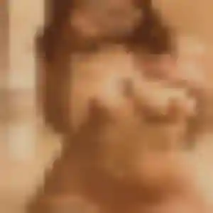 Photo de Clotilde à Serris (41 ans) - rencontre coquine anonyme