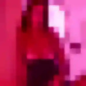 Siham (23 ans) à Tournus attend une rencontre maintenant