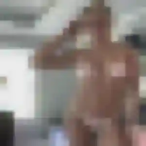 Typhaine de Treillières, 43 ans - rencontre coquine sans prise de tête