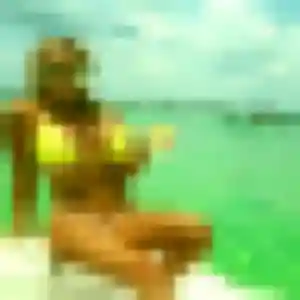 Rejoins Delphine, 22 ans à Trets gratuitement