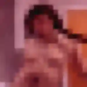 Sexy Charlotte, 21 ans à Vernouillet - découvrir son profil
