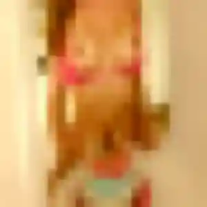rencontre coquine à Vernouillet : photo de Rachida, 23 ans - inscription gratuite