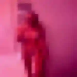Découvre Celine, 21 ans à Villejuif en privé