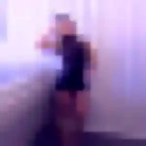 Rencontre Deborah, 25 ans à Vitry-sur-Seine en privé