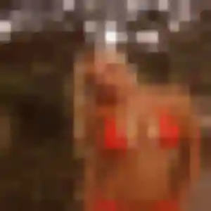 Debora de Voisins-le-Bretonneux, 36 ans - rencontre coquine sans prise de tête