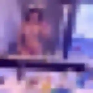 Geraldine, 34 ans, connectée à Wambrechies pour une rencontre coquine